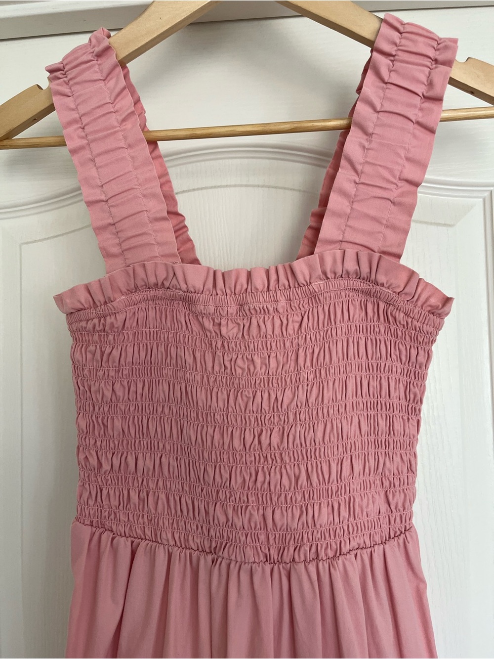 Abercrombie & Fitch Pink Smocked Strap Tiered Maxi Dress - Picture 4 of 8